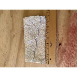 Elegant Vtg White La Regale Beaded and Sequined Clutch Purse